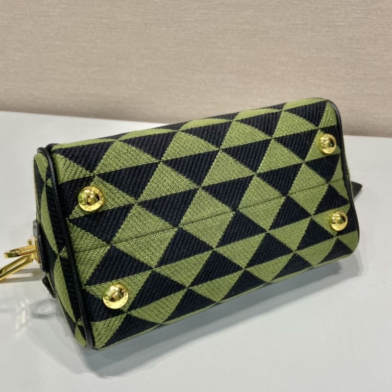 Pra*a speedy bags